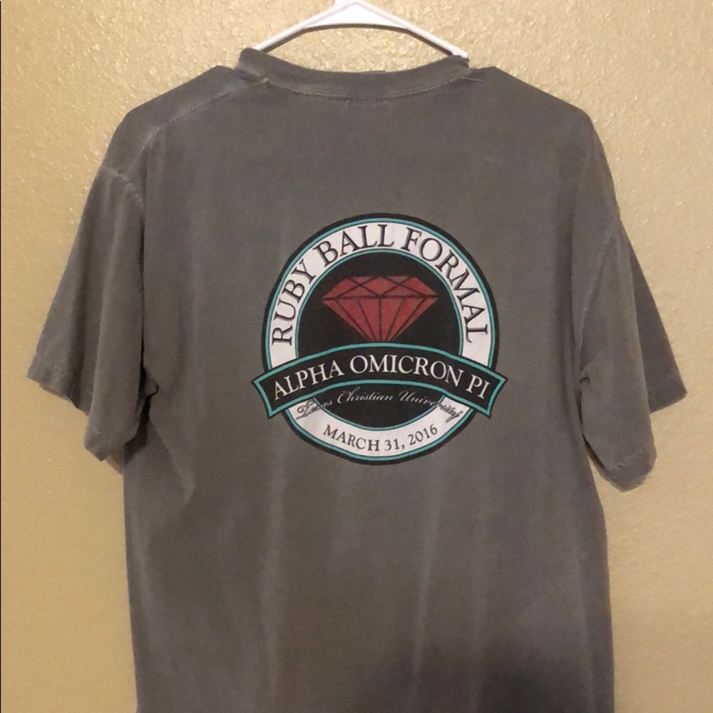 Gray t-shirt - Picture 2 of 2
